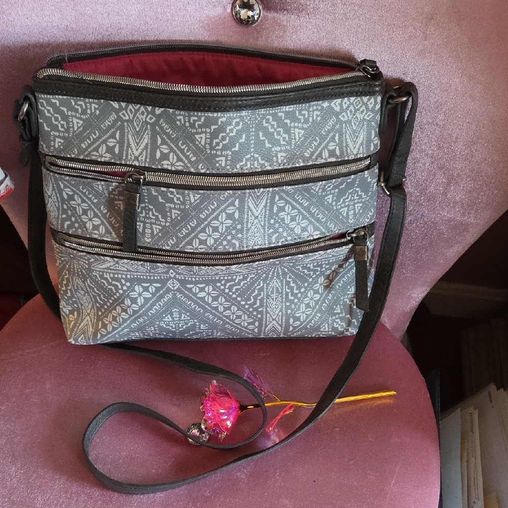 The Sak Gray Geometric Crossbody Bag